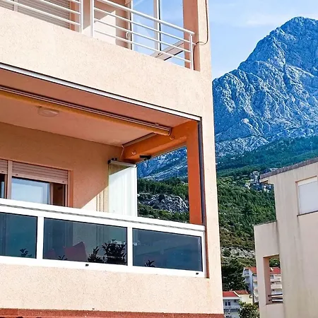 Cavar Apartment Promajna